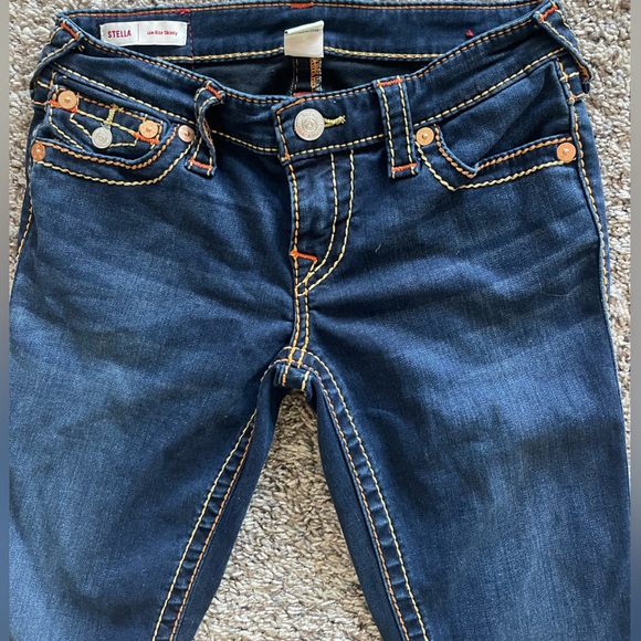 TRUE RELIGION JEANS (Brand New Never Worn) - Picture 3 of 7